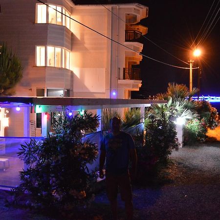 Cunda Efsane Hotel Ayvalı Buitenkant foto