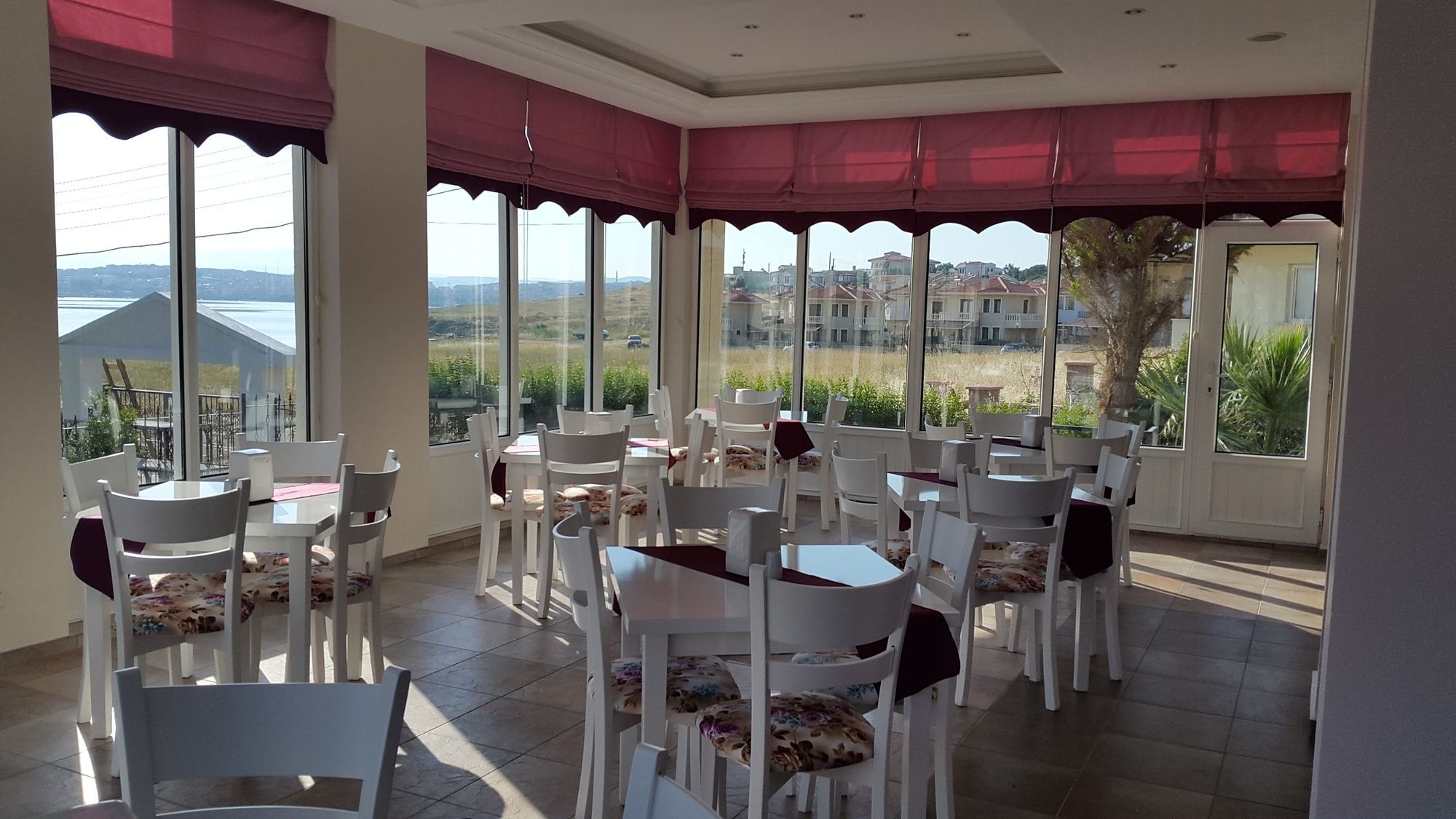 Cunda Efsane Hotel Ayvalı Buitenkant foto