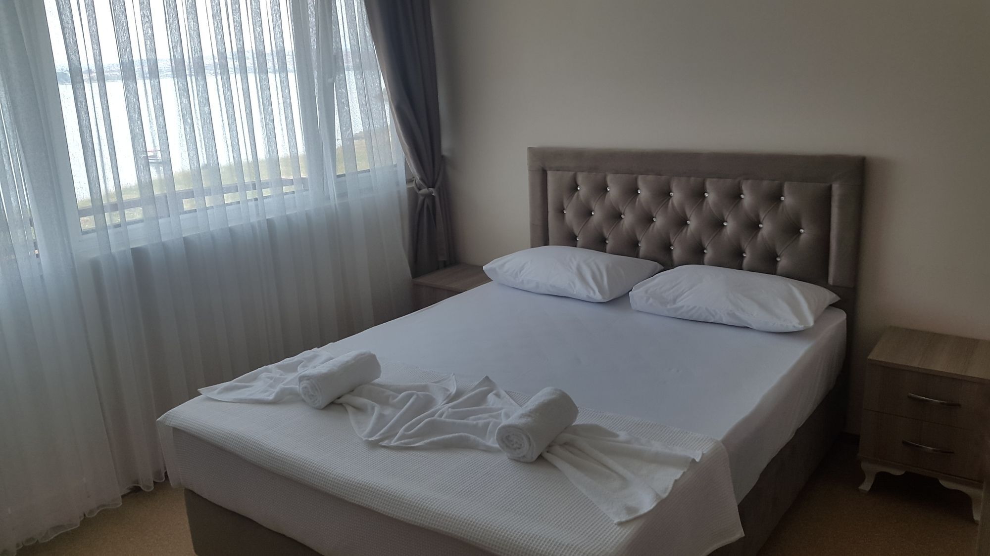Cunda Efsane Hotel Ayvalı Buitenkant foto