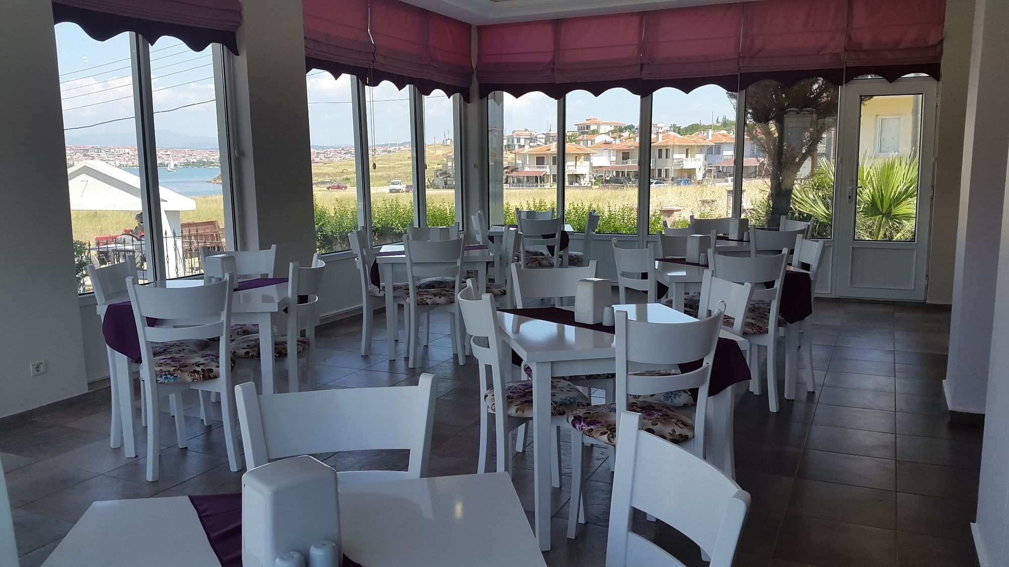 Cunda Efsane Hotel Ayvalı Buitenkant foto